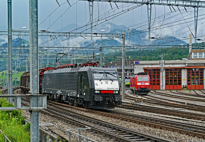 平行進(jìn)口汽車報(bào)關(guān)流程圖