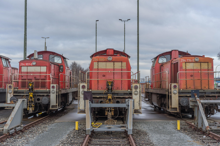 上海港進(jìn)口汽車報(bào)關(guān)流程